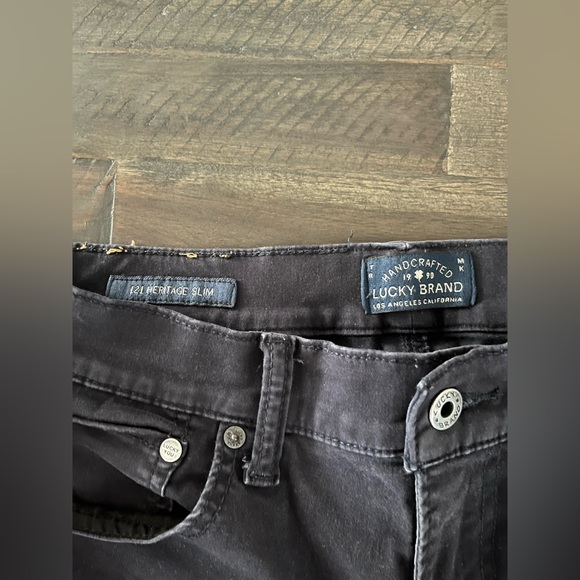 Lucky Brand Men's Dark Jeans - Picture 3 of 6